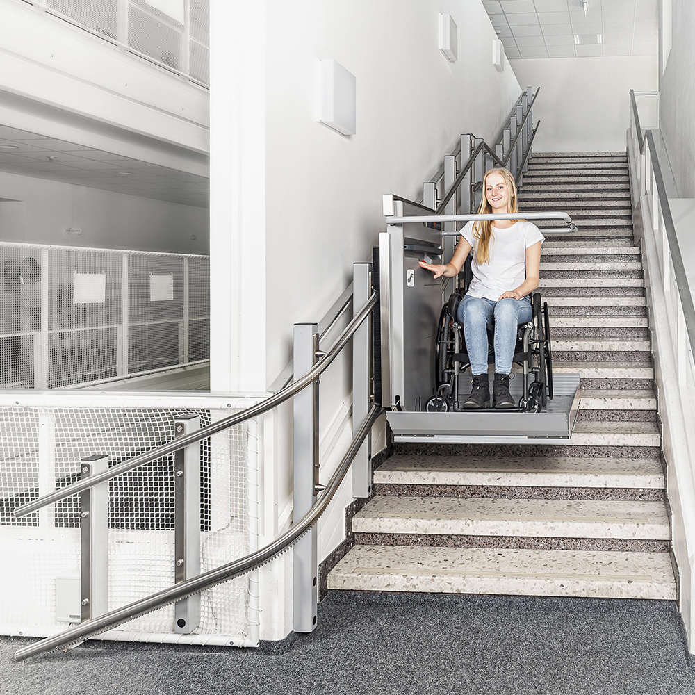 Info zu Plattformtreppenlift PLK8 / PLG7 – Ascendor