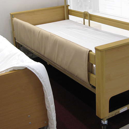 [69-01800] Seitengitterpolster in Kunstleder