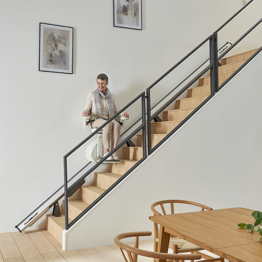 Info zu Treppenlift mit Sitz HOME GLIDE – Access BDD